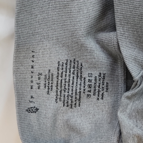 Free People Movement Leggings Size M/L - Picture 4 of 4